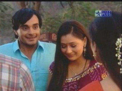 43386988_FUJUPQQEK - xxSara Khan si Angad Hasija-Sadhna si Alekhxx