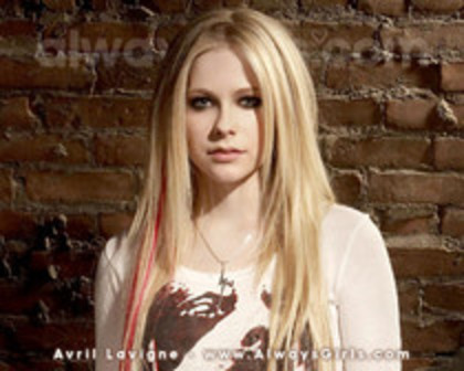 38646077_IMTMOKDNX - Avril Lavigne