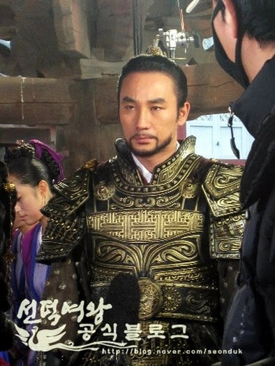 4_seonduk kim yushin - Queen Seon Deok - SILLA