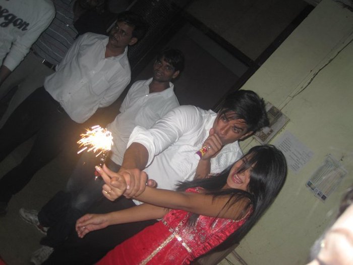 164560_485507439108_726849108_6110059_7079930_n