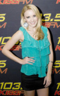 41123504_NMCXBANBK - emily osment