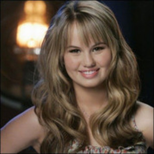 26400187_PCDZDMIMT - debby ryan