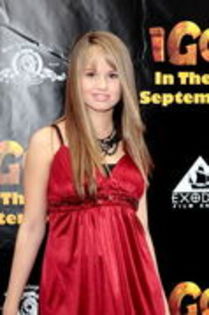 45100594_AIZUEHZUD - debby ryan