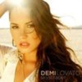 Demi-Lovato-va-lansa-single-ul-Skyscraper - demi lovato