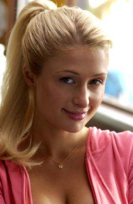 Paris-Hilton-1206327902