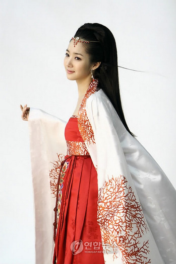 Park Min Young.jpgf
