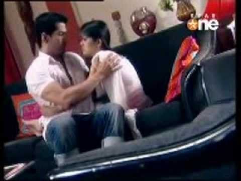 34425_140145776033696_125417454173195_200440_4203595_n - 0xxAbhimanyu si Nikitaxx