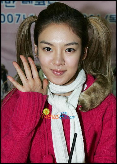 Venus Kim Hyo Yeon, member of South Korean girl group Girls Generation (90)