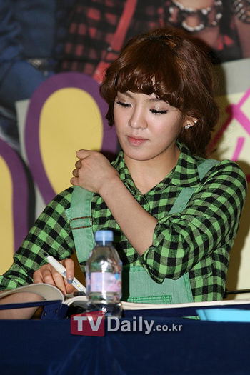 Venus Kim Hyo Yeon, member of South Korean girl group Girls Generation (133)