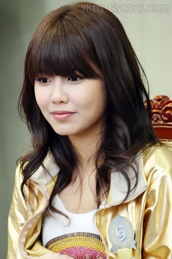 Cute girl Choi Soo Young, member of member of Girls Generation (98) Cute girl Choi Soo Young, member of member of Girls Generation (98)