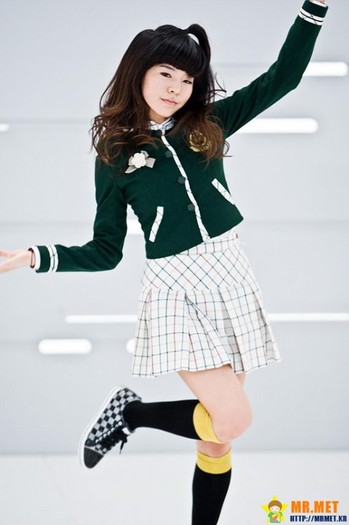 Sunny Lee Soon Kyu, member of the Korean girl group Girls Generation (191) - Sunny