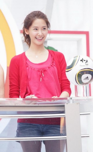 Lovely Korean singer Im Yoon Ah, member of Girls Generation (109) - Yoona