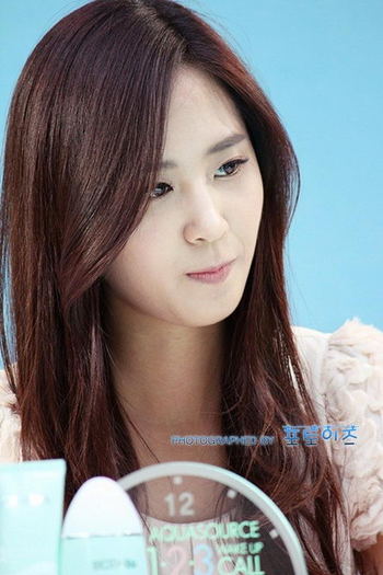 Sweet singer Kwon Yu Ri, member of Girls Generation(SNSD) (201) - Yuri
