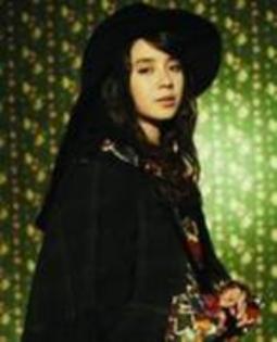 actrite cu palarii (17)