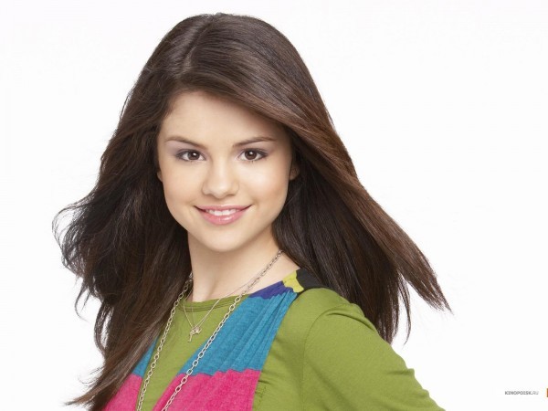 Selena_Gomez_1252604570_4 - Selena_Gomez