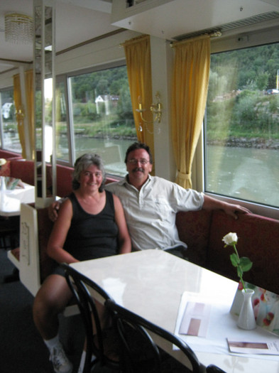 ne pozam - Regensburg-straubing-passau-linz-Grein-Melk-Tuln-Wiena