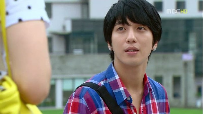Lee-Shin-Ep-6-youve-fallen-for-me-heartstrings-23882941-800-450