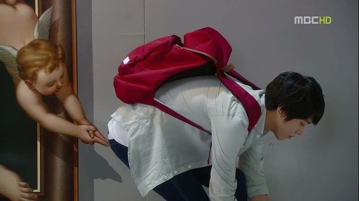 Lee-Shin-Kyu-Won-Ep-11-Museum-date-youve-fallen-for-me-heartstrings-24419431-800-450