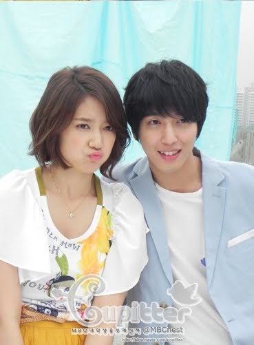 32 - Lee Shin si Lee Kyu Won