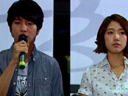 2372612121 - Lee Shin si Lee Kyu Won