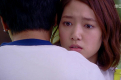 Lee-Shin-Kyu-Won-Ep-11-youve-fallen-for-me-heartstrings-24387350-250-166