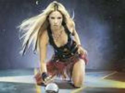 shakira-71