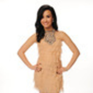 demi-lovato-137663l-thumbnail_gallery - demi lovato