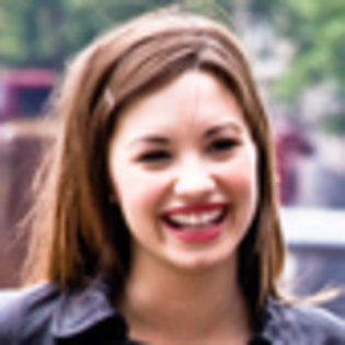 demi-lovato-140241l-thumbnail_gallery