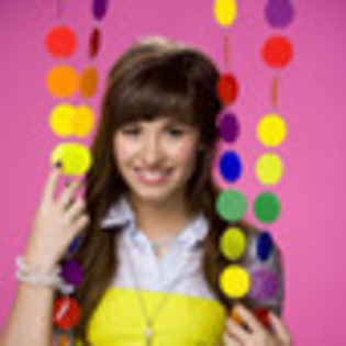 demi-lovato-671508l-thumbnail_gallery - demi lovato