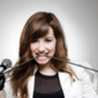demi-lovato-687469l-thumbnail_gallery - demi lovato