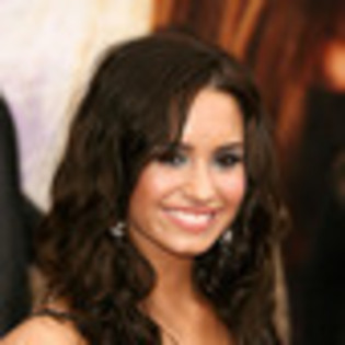 demi-lovato-376567l-thumbnail_gallery - demi lovato