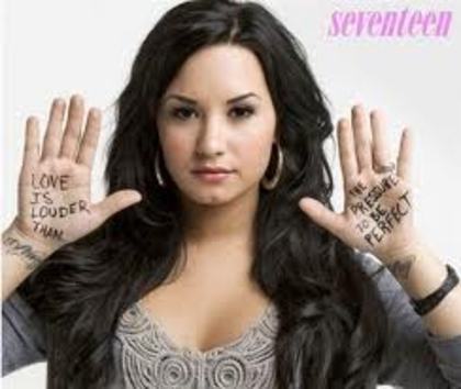 imagesCA307JK4 - demi lovato poze rare