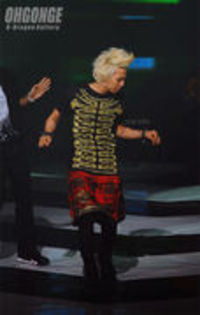 G-Dragon (10)