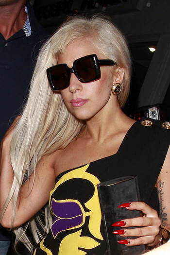 Lady+Gaga+Lady+Gaga+Leaves+Recording+Studio+Ne7zjRtn246l