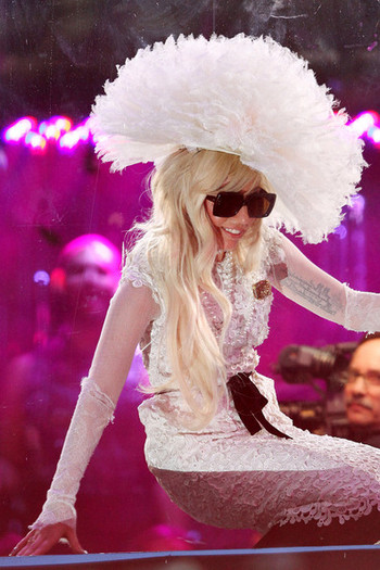 Lady+Gaga+Lady+Gaga+MTV+Studios+NYC+4Y2j_glW9VPl