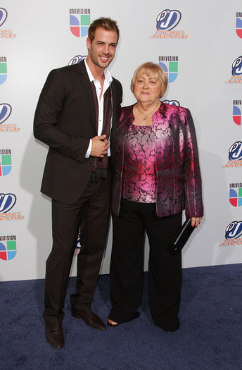 William+Levy+Univision+Premios+Juventud+Awards+I6pJkpVUh2el