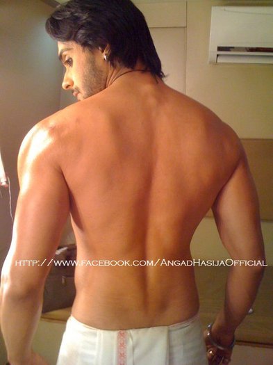 188814_209018445781025_206545479361655_909307_294465_n - Angad poze din tel