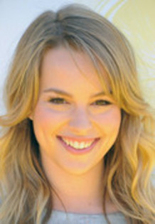 41652113_RDSIVJTUP - sedinta foto bridgit mendler5