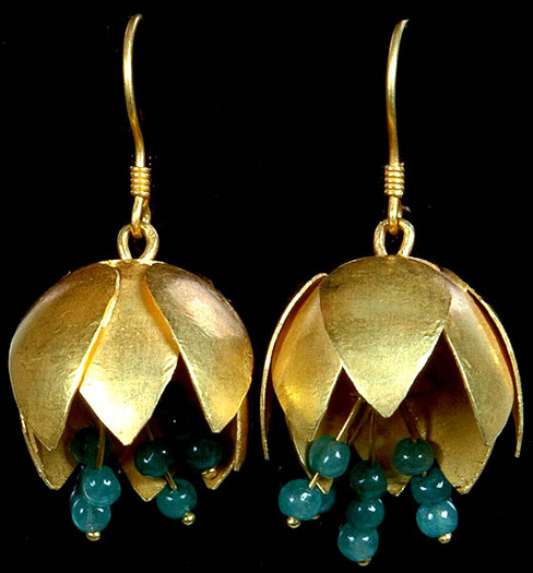 emerald_umbrella_chandeliers_jpb51