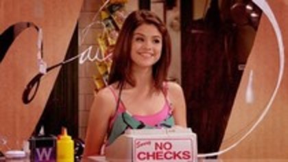 40828898_SJJJZAJIH - Wizards of Waverly Place