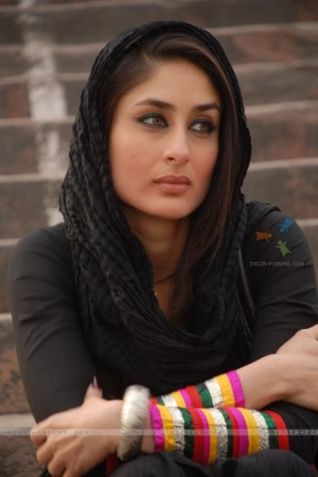 38948-kareena-kapoor-looking-gorgeous - kareena kapoor