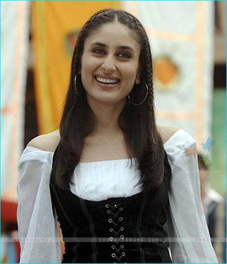 40786-kareena-kapoor