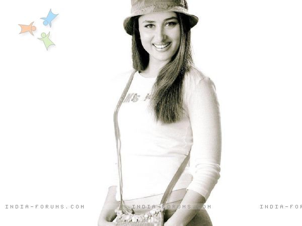 16750-kareena-kapoor