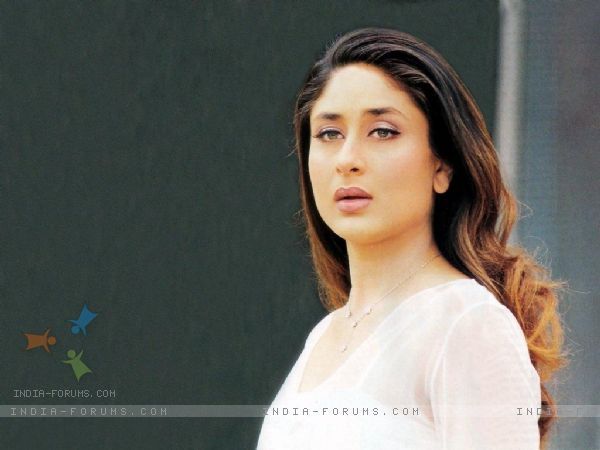 16766-kareena-kapoor