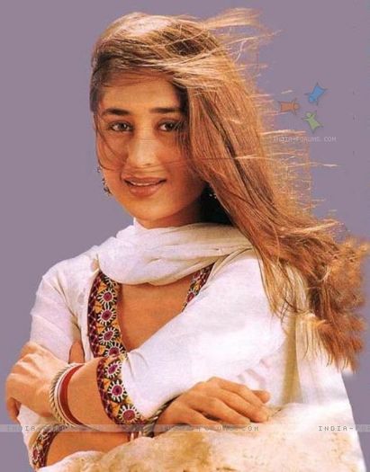 20264-kareena-kapoor