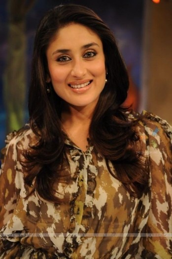 37997-kareena-kapoor