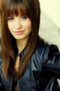 23509799_OIDOBVLWY - Demi