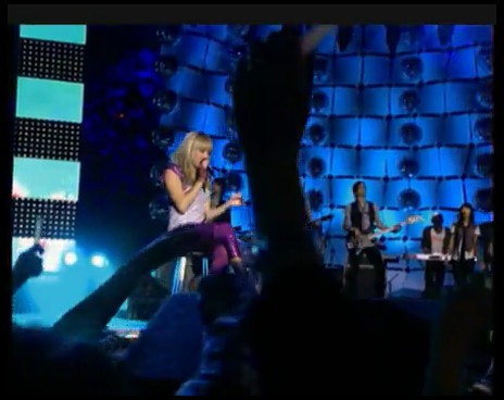 bscap0460 - Hannah Montana Mixed Up Official Video