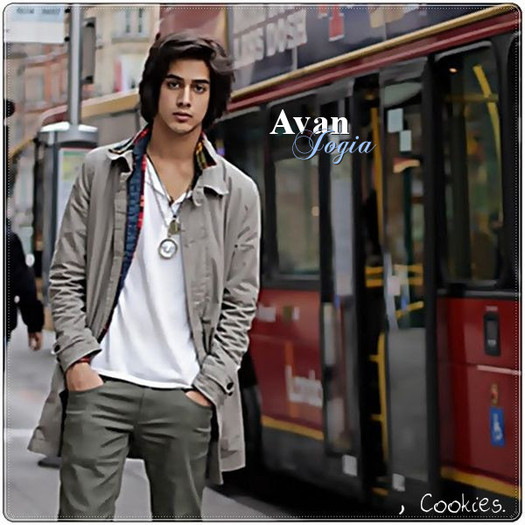 Dar nu mai conteaza. Hai sa mergem inauntru. [ridicandu-se si intrand in casa]