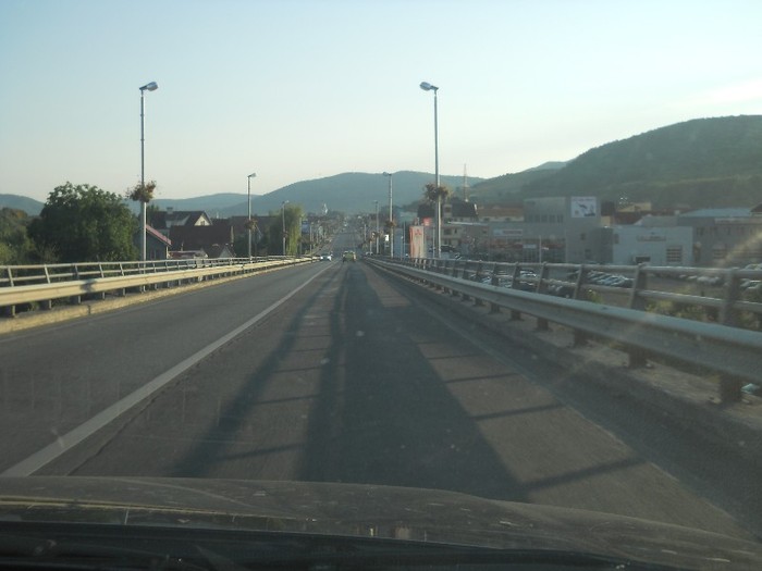 Picture 202 - Lung ii drumul Clujului